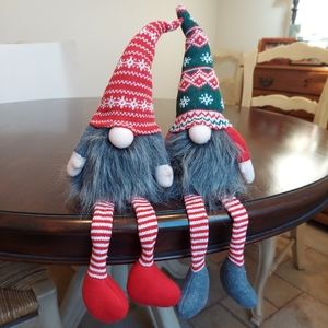 Christmas Gnomes Gray Beards Pair 12 "Tall